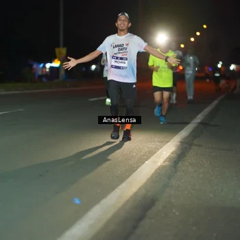 Runner Photo 7632684