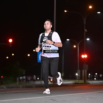Runner Photo 7632695