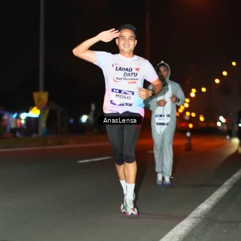 Runner Photo 7632703