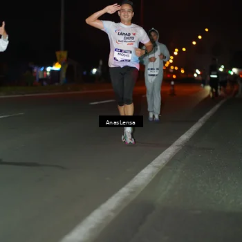 Runner Photo 7632709