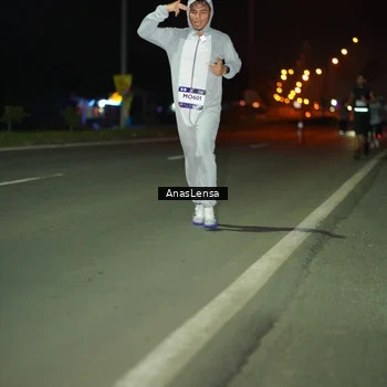 Runner Photo 7632710