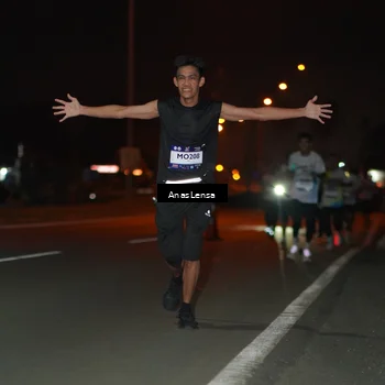 Runner Photo 7632725