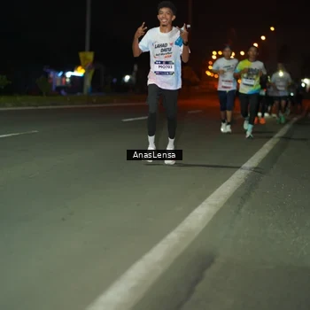 Runner Photo 7632747