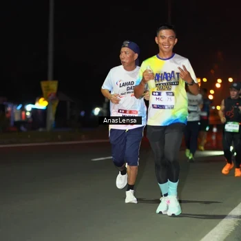 Runner Photo 7632758
