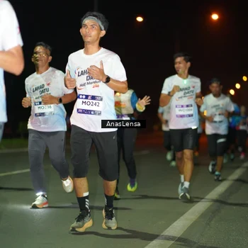 Runner Photo 7632806