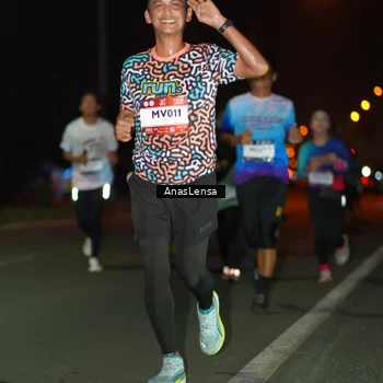 Runner Photo 7632813