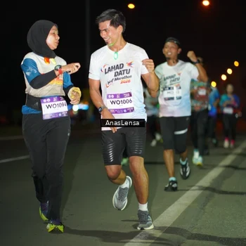 Runner Photo 7632814