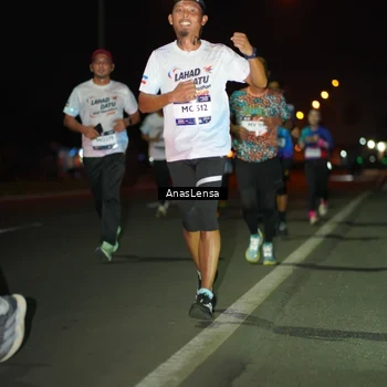 Runner Photo 7632829