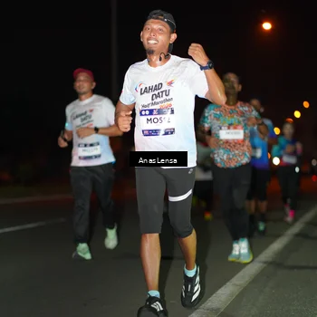 Runner Photo 7632832