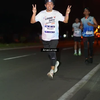 Runner Photo 7632857