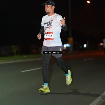 Runner Photo 7632881