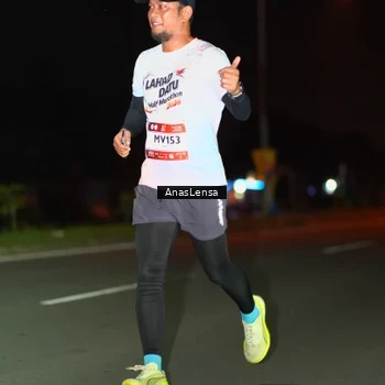 Runner Photo 7632885