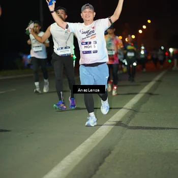 Runner Photo 7632914