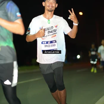 Runner Photo 7632933
