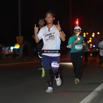 Runner Photo 7632939