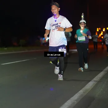 Runner Photo 7632942