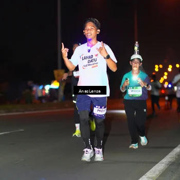 Runner Photo 7632949