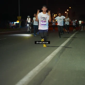 Runner Photo 7632953