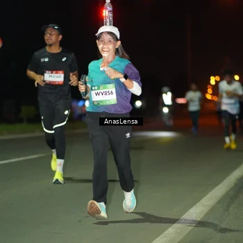 Runner Photo 7632955