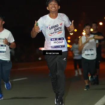 Runner Photo 7632959