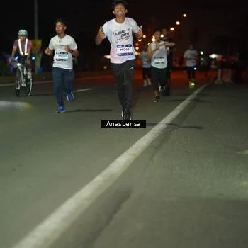 Runner Photo 7632960
