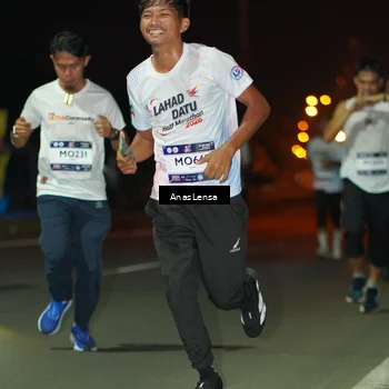 Runner Photo 7632966