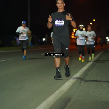 Runner Photo 7633000