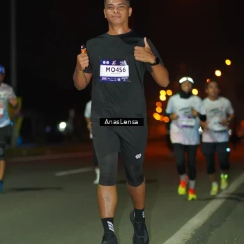 Runner Photo 7633001