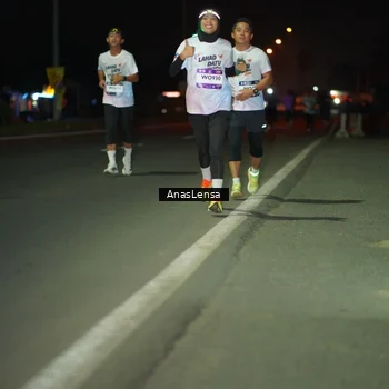 Runner Photo 7633009