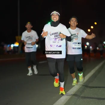 Runner Photo 7633013