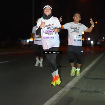 Runner Photo 7633025