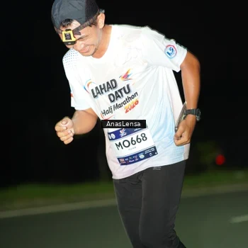 Runner Photo 7633045