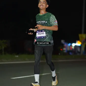 Runner Photo 7633055
