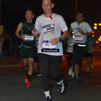 Runner Photo 7633064