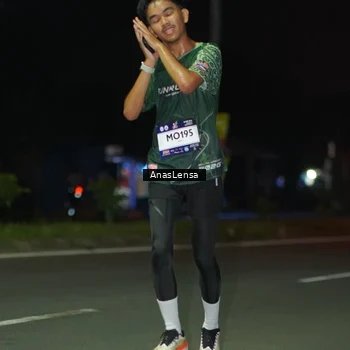 Runner Photo 7633066