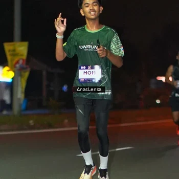 Runner Photo 7633069