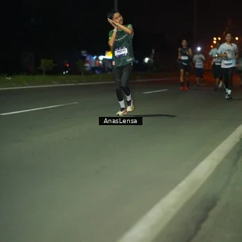 Runner Photo 7633075