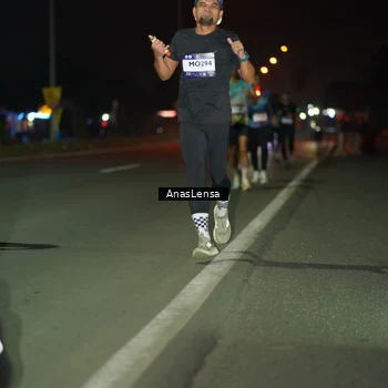 Runner Photo 7633098