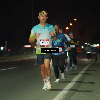 Runner Photo 7633099