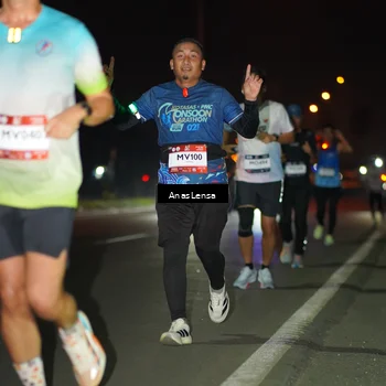 Runner Photo 7633121