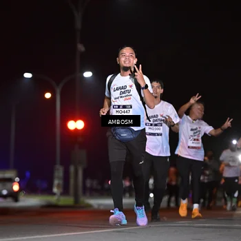 Runner Photo 7633130
