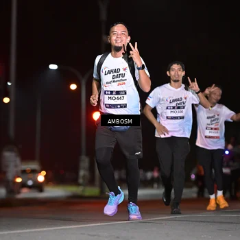 Runner Photo 7633133