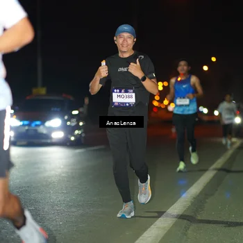 Runner Photo 7633143