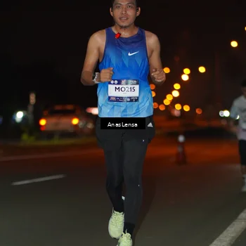 Runner Photo 7633144