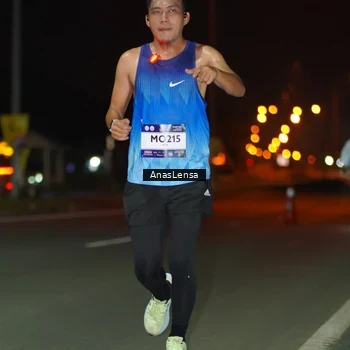 Runner Photo 7633153