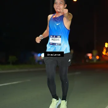 Runner Photo 7633156