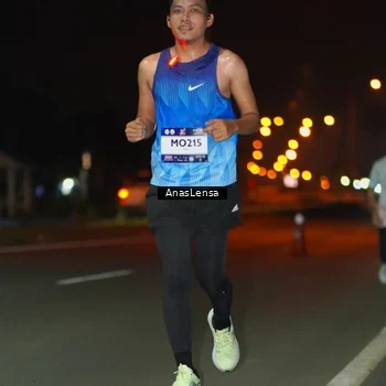 Runner Photo 7633158