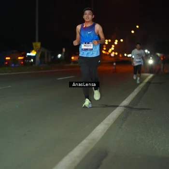 Runner Photo 7633159
