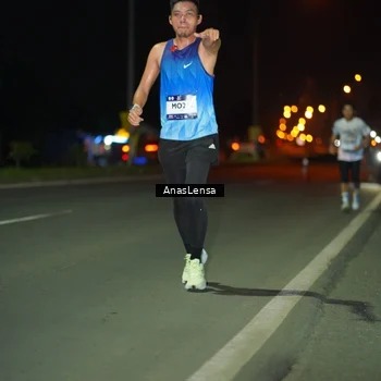 Runner Photo 7633160