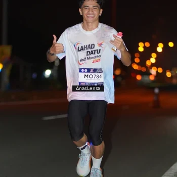 Runner Photo 7633172